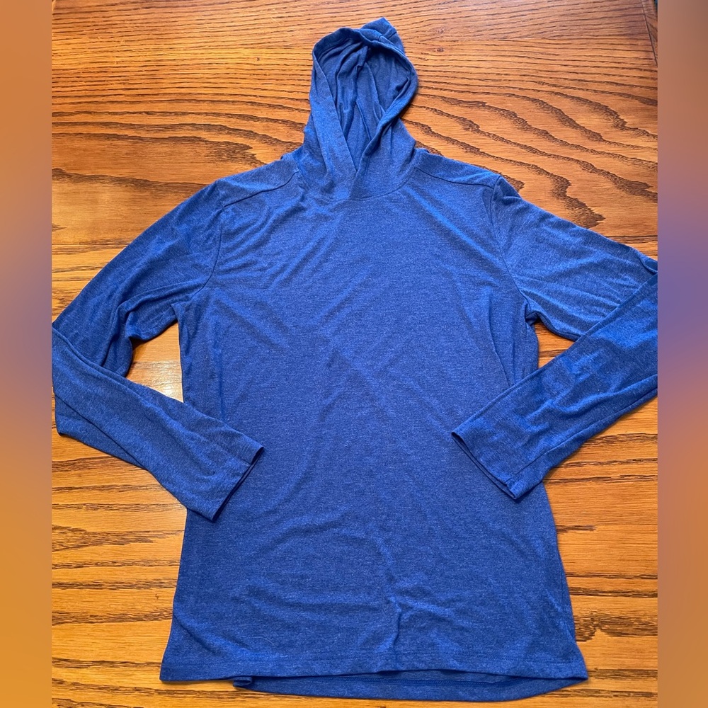 Under Armour Hooded Long Sleeve Tee